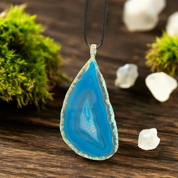 Blue Agate Slice Necklace ~ Stone Pendant - Picture 1 of 3